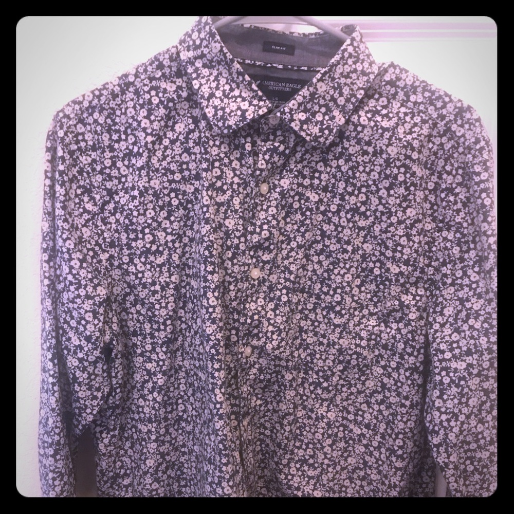 American Eagle Floral Dress shirt